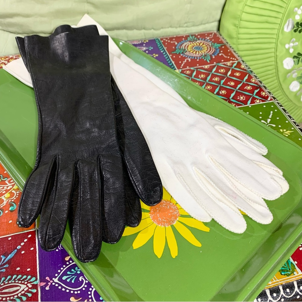 50s Gloves 2 Pair